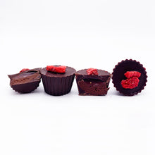 Load image into Gallery viewer, Lovers Dark Chocolate Strawberry Cups